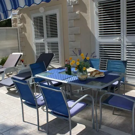 Holiday 193342 Apartamento Sumartin